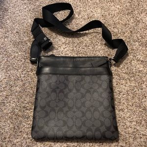Black & Gray Crossbody/Shoulder Bag